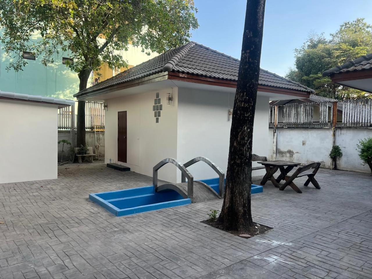 Villa Nine Blue Garden